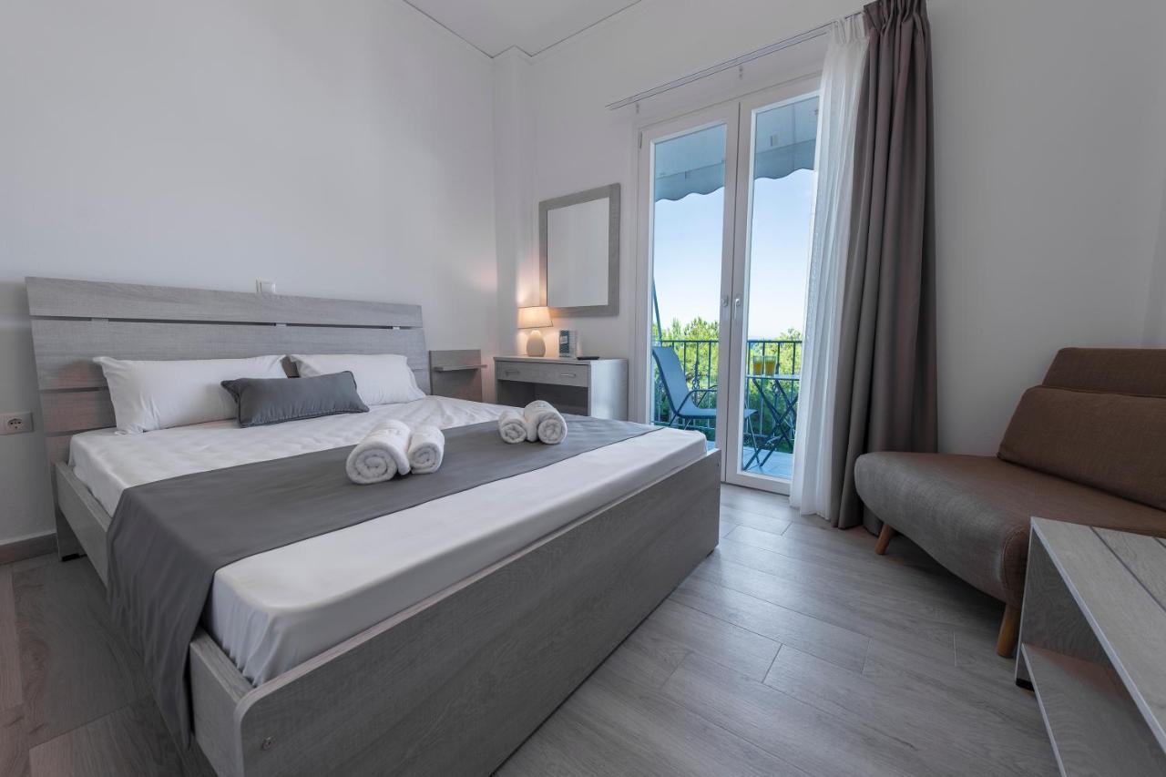 Paraskevas Boutique Hotel Tirós Eksteriør billede