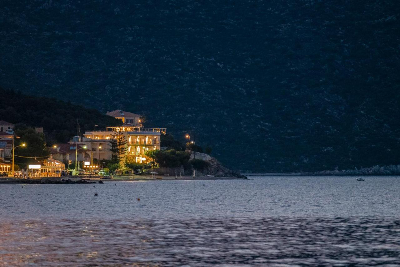 Paraskevas Boutique Hotel Tirós Eksteriør billede